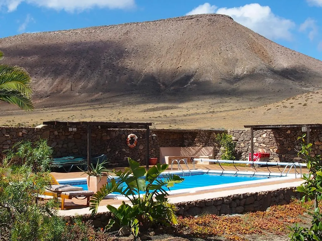 Country house La Casa Caldera Guest House Femes