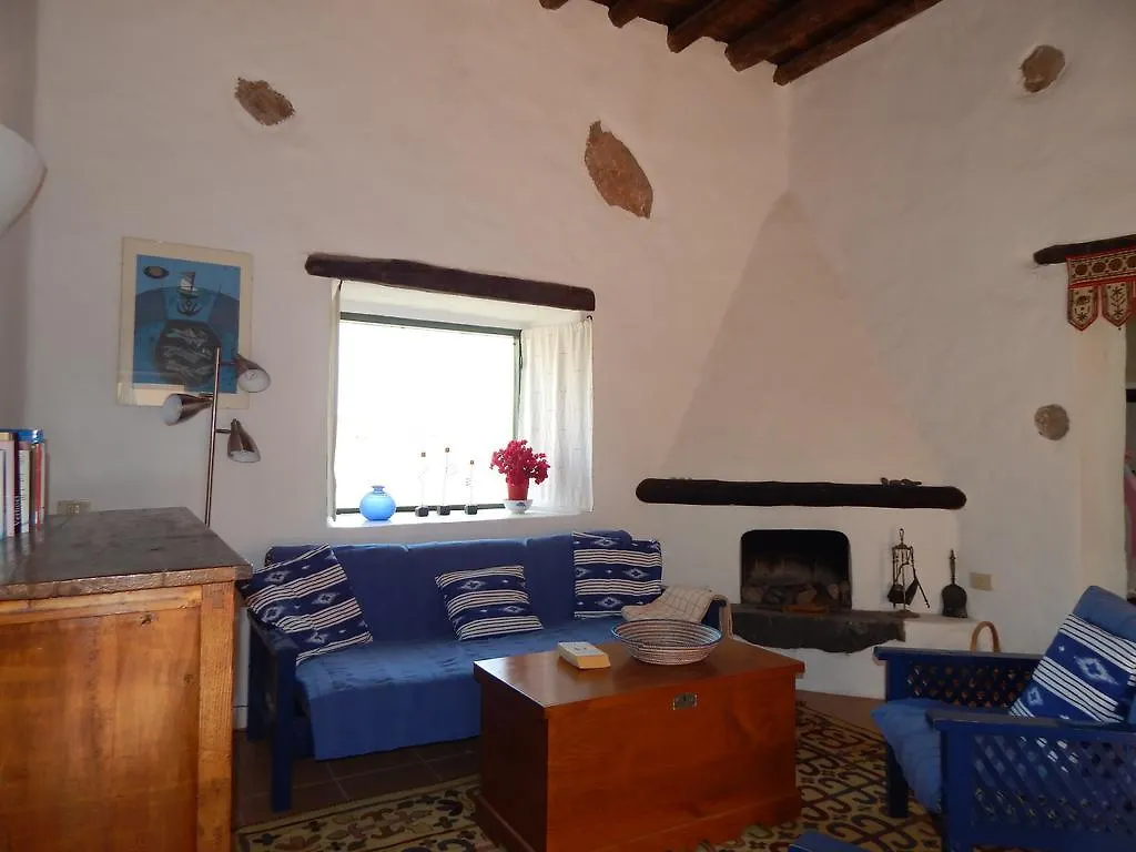 La Casa Caldera Guest House Femes