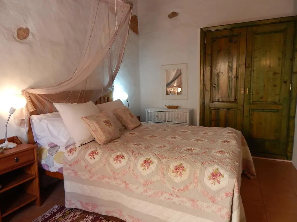 La Casa Caldera Guest House Femes