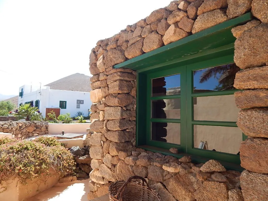 La Casa Caldera Pensionat Femés Landsted