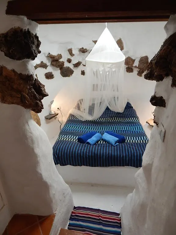 La Casa Caldera Guest House Femes