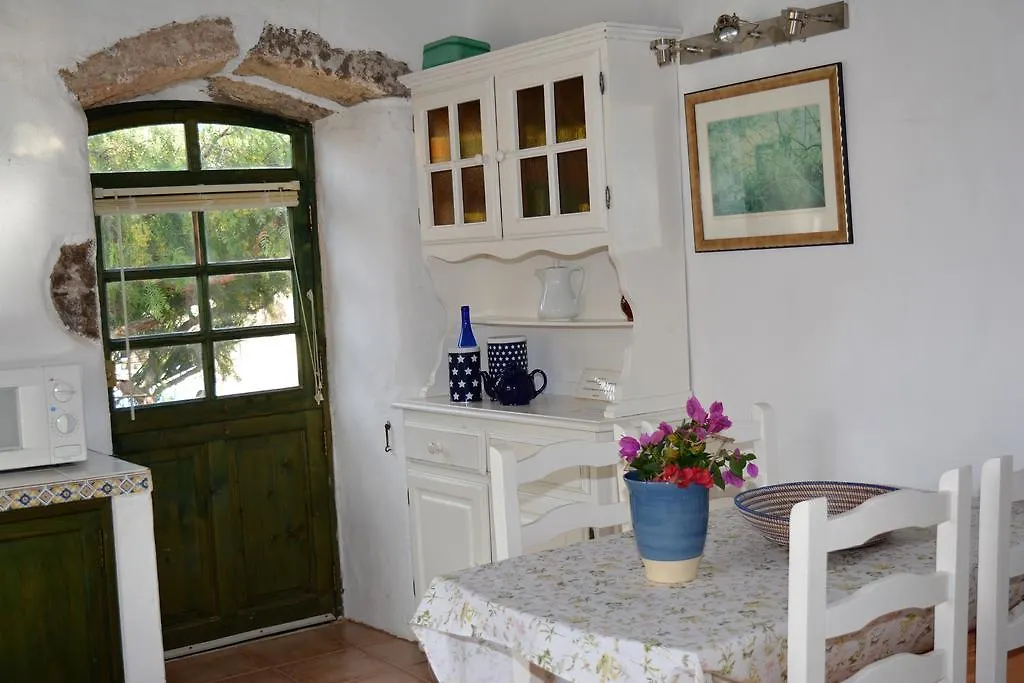 Country house La Casa Caldera Guest House Femes