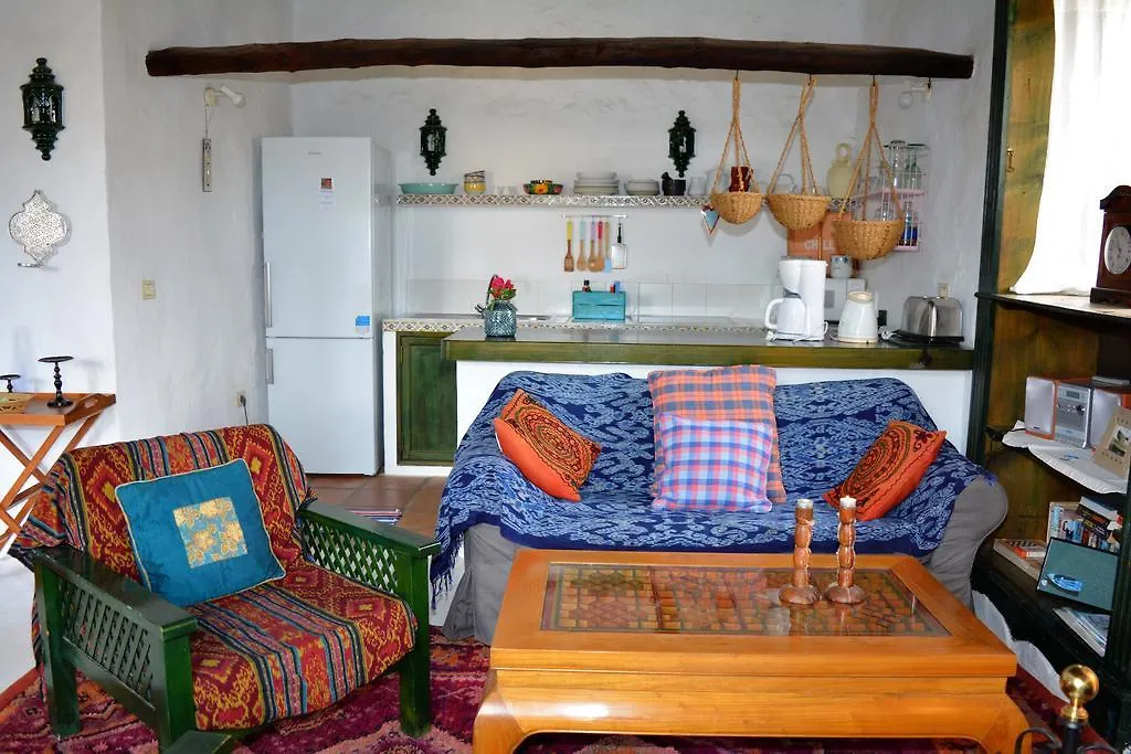La Casa Caldera Guest House Femes 0*,  Spain