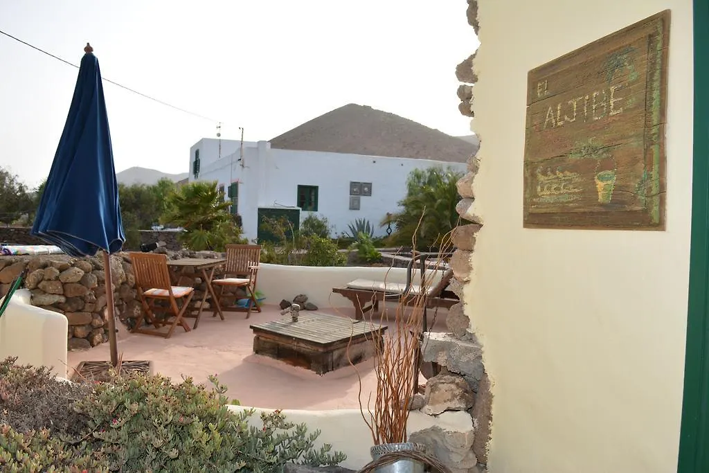 Country house La Casa Caldera Guest House Femes