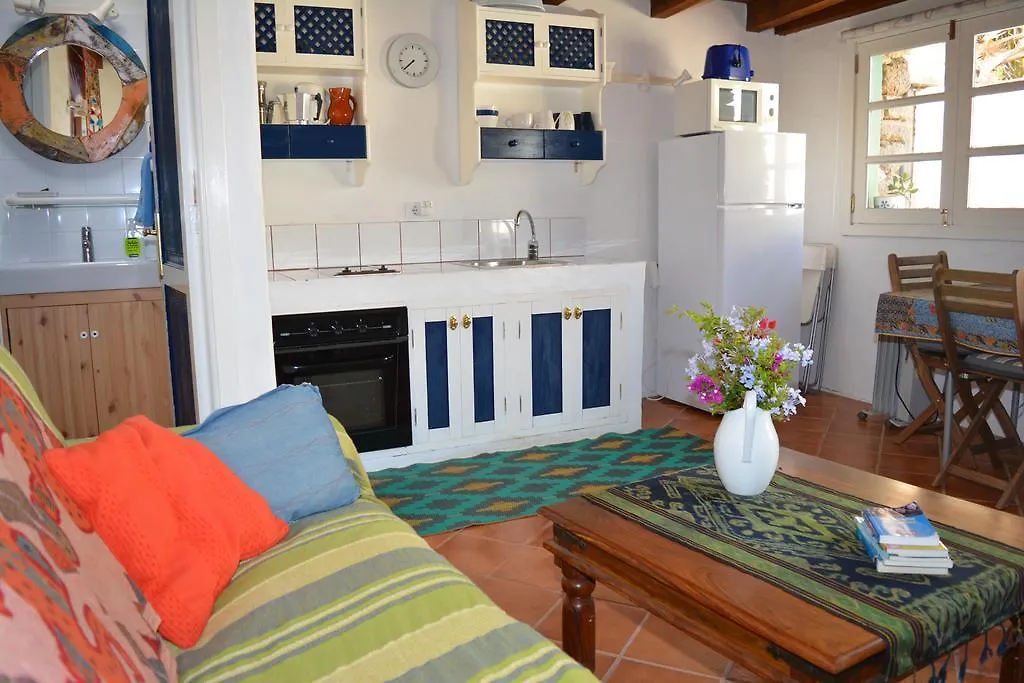 La Casa Caldera Guest House Femes 0*,