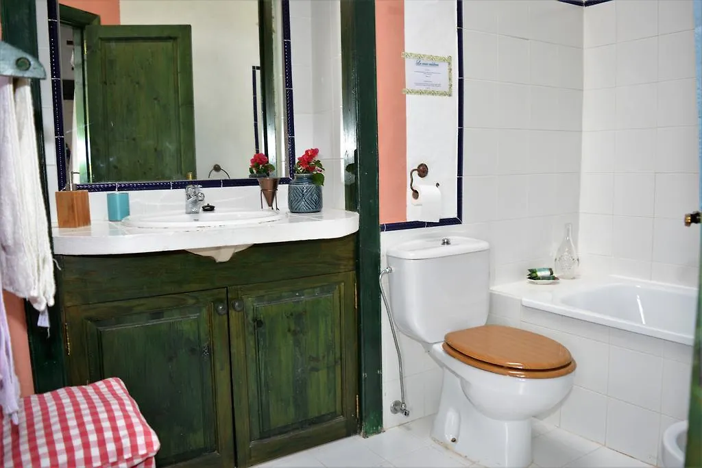 La Casa Caldera Guest House Femes